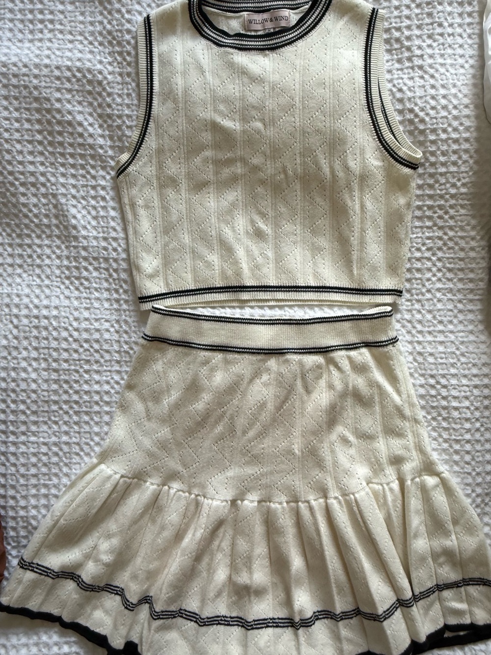 Matching Set - Picture 1 of 3